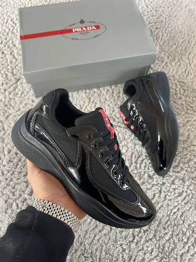 Acceso a proveedor de zapatillas